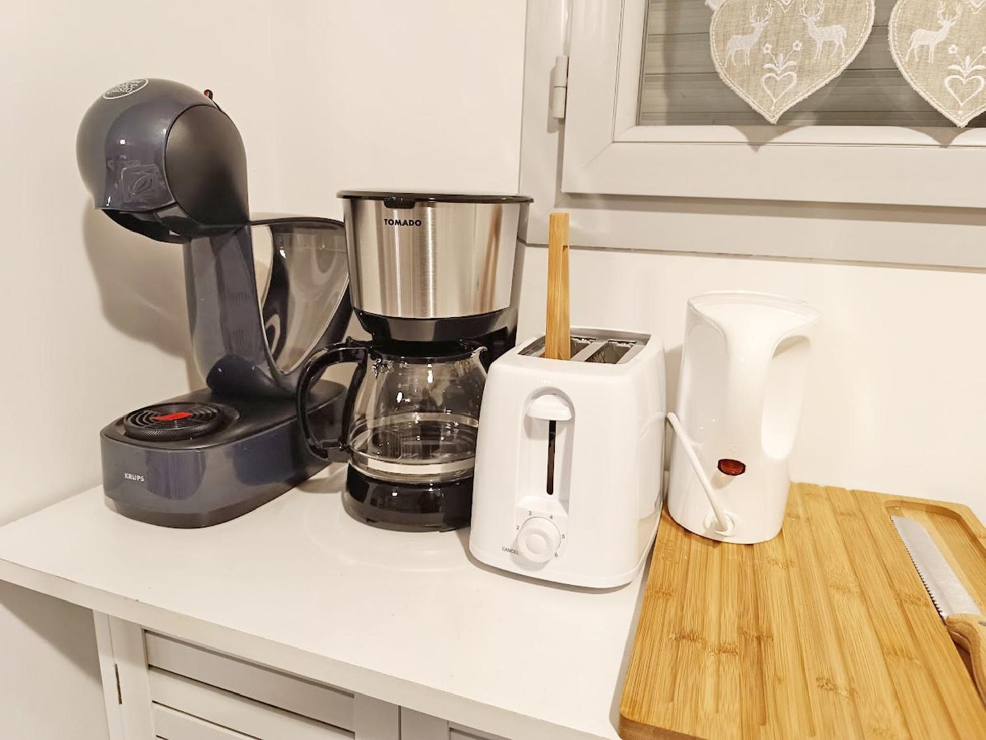Sylvie8, T2, Centre Luchon, Jardin, 4 Personnes Appartamento *