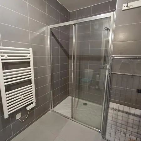 Appartamento Sylvie8, T2, Centre Luchon, Jardin, 4 Personnes Bagnères-de-Luchon Esterno foto