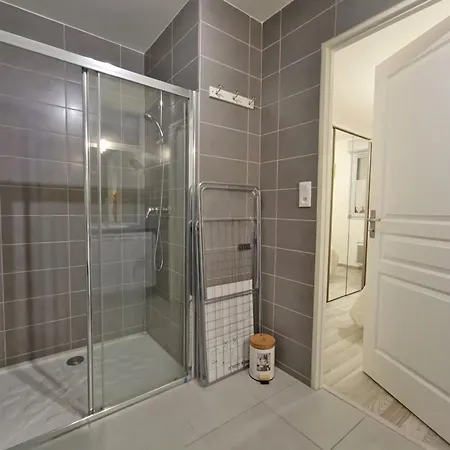 Appartamento Sylvie8, T2, Centre Luchon, Jardin, 4 Personnes Bagnères-de-Luchon Esterno foto